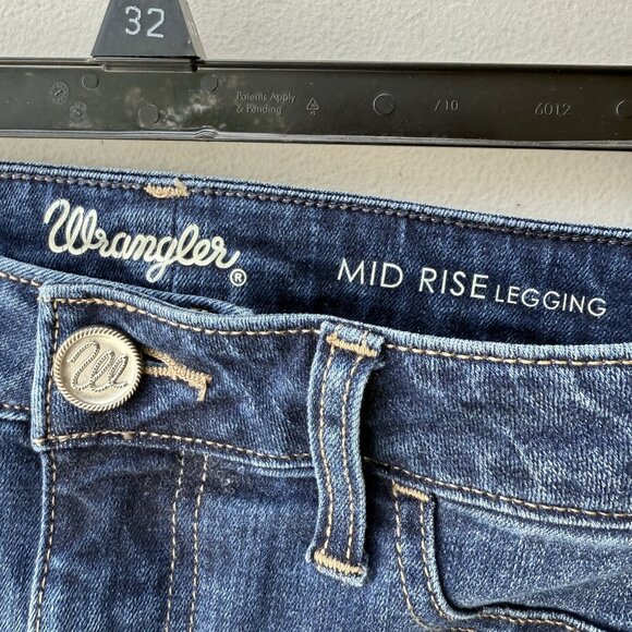 Mid Rise Jegging Jeans Dark Wash – Size 30 - Picture 5 of 5